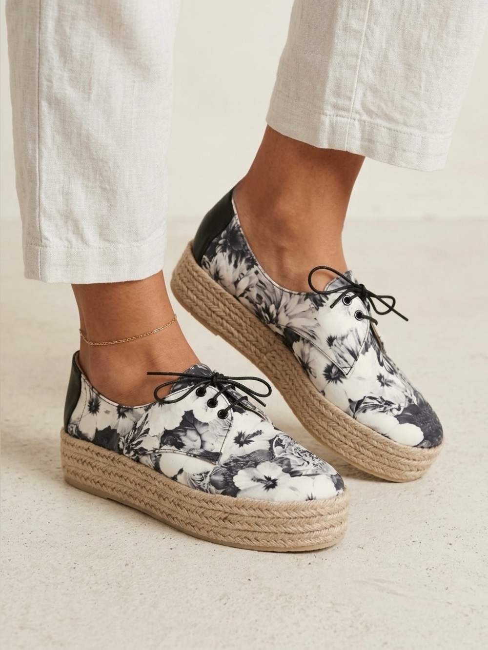 M.‎ GEMI Floral Canvas Platform Espadrille Oxford Lace Up Shoes Black White